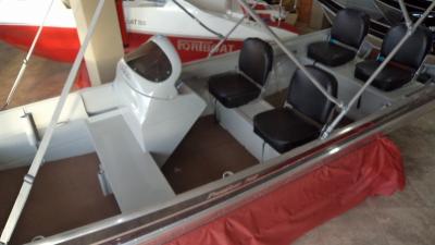 Lancha FortBoat Premium 500 c/ Motor 30 HP EH Mercury 