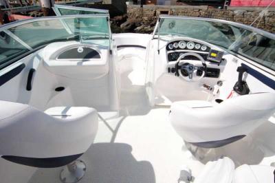  Lancha FortMarine 240 open centro + motor Mercury mercruiser 4.5 200 HP