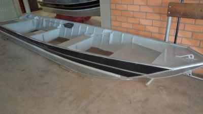 Conjunto Barco de AlumÃ­nio FortBoat WAY 600 SEMI CHATO + Motor 25HP Mh Efi Mercury