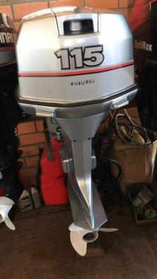 Motor de Popa 115 HP Evinrude semi novo