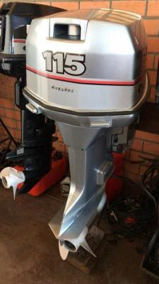 Motor de Popa 115 HP Evinrude semi novo