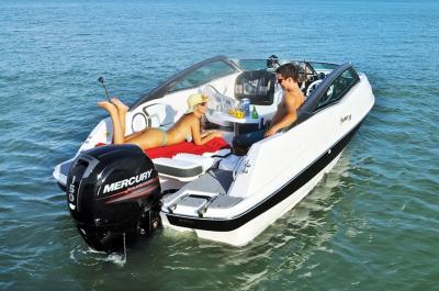 Lancha Focker 210 + Motor 90 HP Elpto 2 Temos Mercury